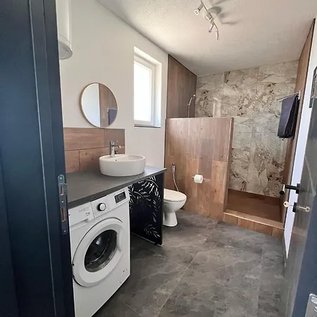 у максима * Opština Petrovac na Mlavi