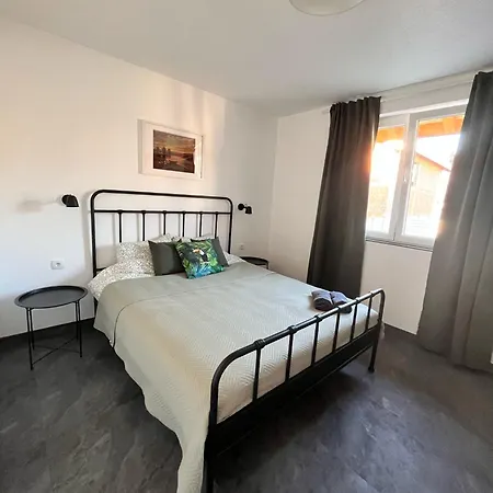 у максима Opština Petrovac na Mlavi