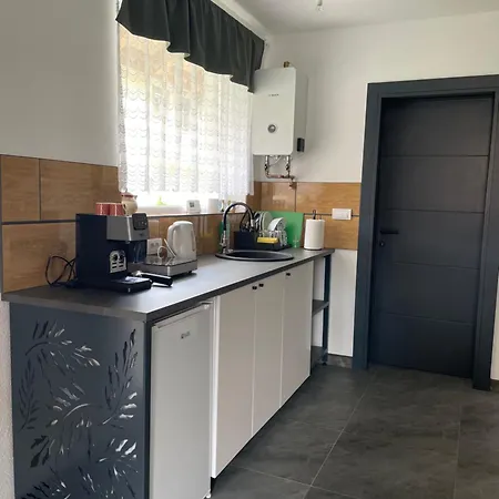 у максима Villa *