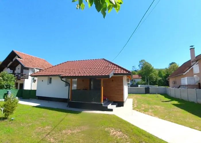 Villa у максима Petrovac na Mlavi