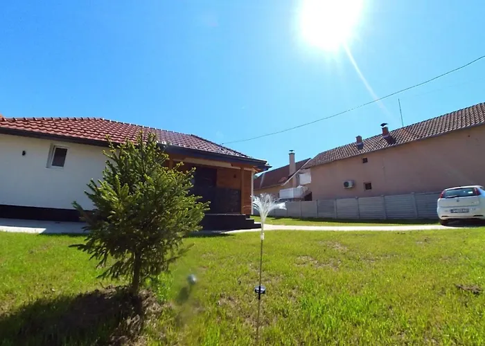 Villa у максима