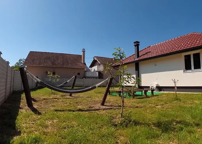 Villa у максима Petrovac na Mlavi